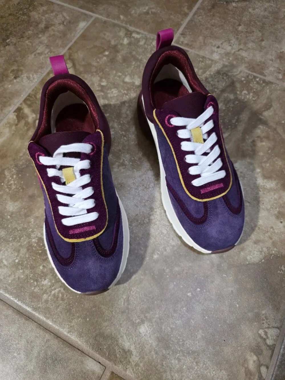 Women's Trainer's